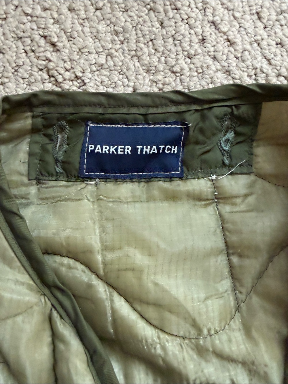 Parker Thatch Quilted Utility Jacket with Plaid Sleeves - Olive Green - Picture 4 of 4